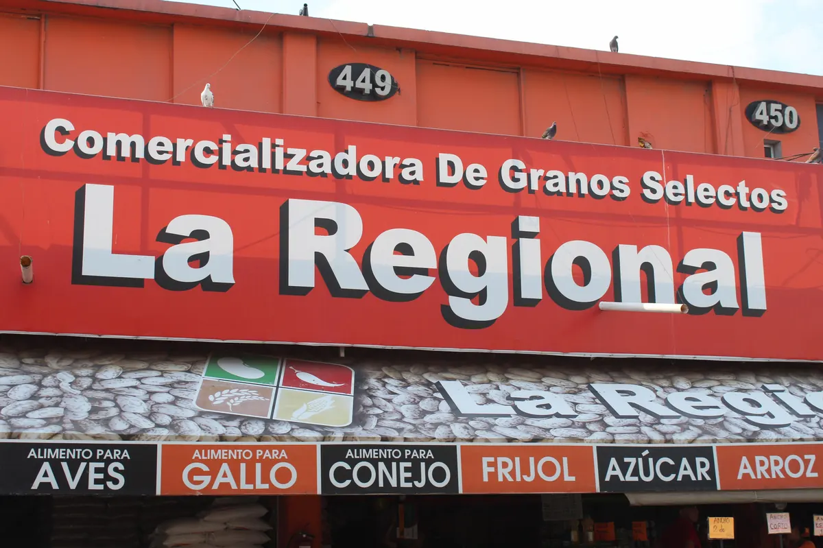 Fachada La Regional
